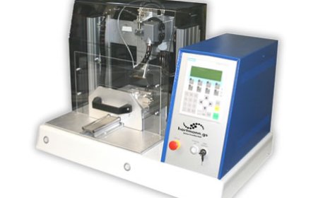 Standardsystem mit Schiebetisch - Acrylglasumhausung - manueller Flussmittelauftrag