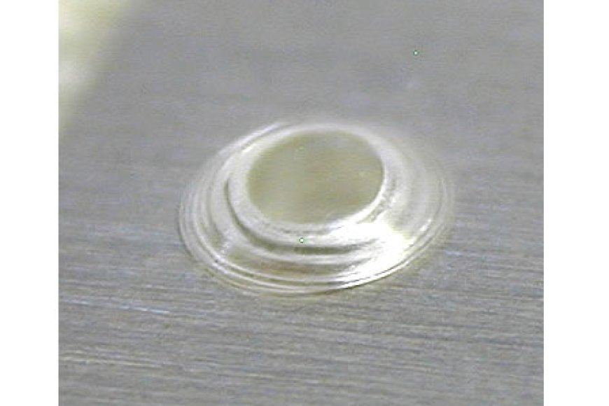 Kunststoff - Metall - umzuformendes Material: PC