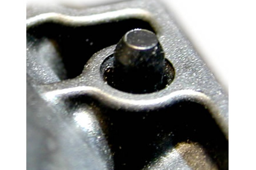 Klassische Pin zu Dom Verstemmung